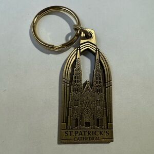 Gold St Patrick’s Cathedral Keychain